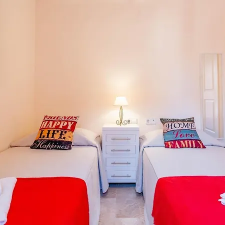 Stylish Duplex In Estepona, Spain - Sea Views, Pool & Coastal Living إِستيبونا
