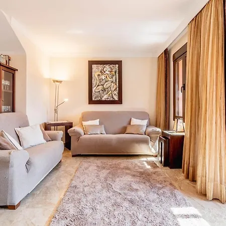 شقة Stylish Duplex In Estepona, Spain - Sea Views, Pool & Coastal Living