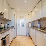 Apartmán Stylish Duplex In Estepona, Spain - Sea Views, Pool & Coastal Living