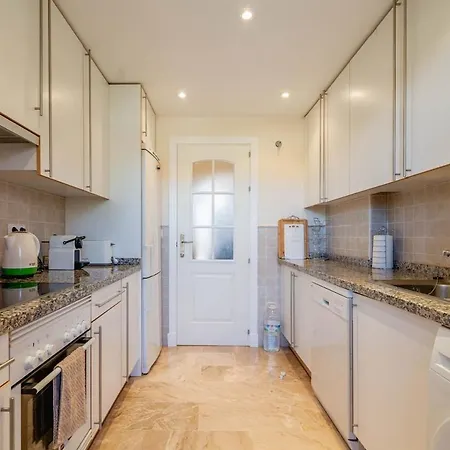 Lejlighed Stylish Duplex In Estepona, Spain - Sea Views, Pool & Coastal Living