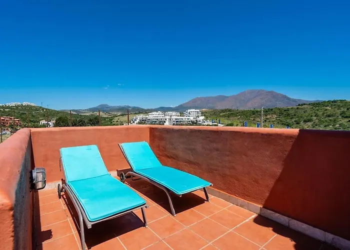 Apartment Stylish Duplex In Estepona, Spain - Sea Views, Pool & Coastal Living *